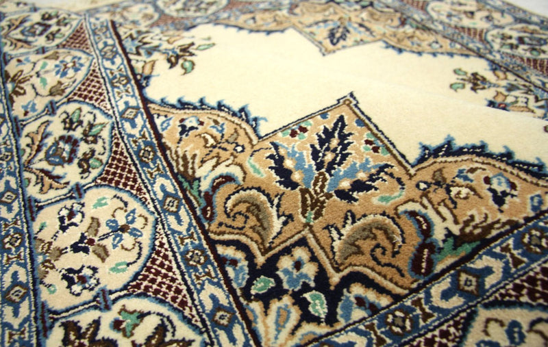 Persisk matta - Nain kvadrat  - 105 x 97 cm - naturvit