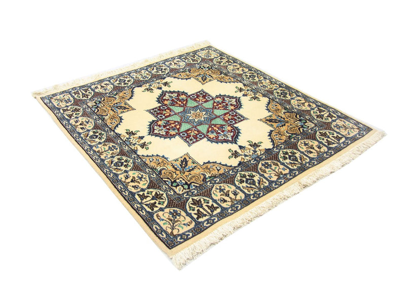 Persisk matta - Nain kvadrat  - 105 x 97 cm - naturvit