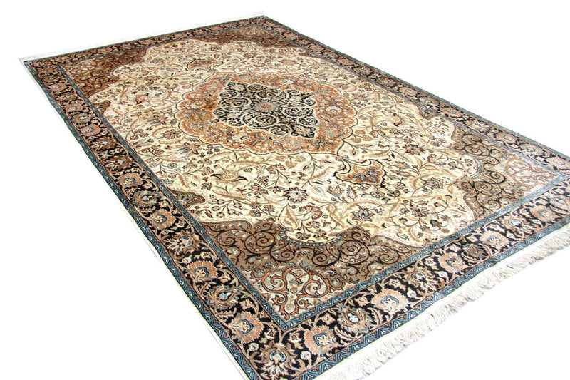 Sidenmatta - Kashmir Silk - 272 x 177 cm - beige