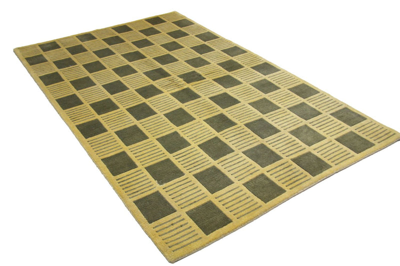 Nepal mattan - 245 x 155 cm - grön