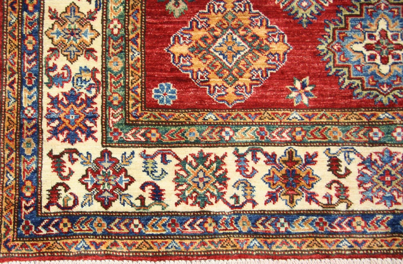 Kazak Mattan 206x148cm - Oriental Carpet