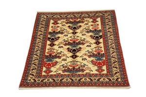 Afghansk matta - 135 x 114 cm - beige