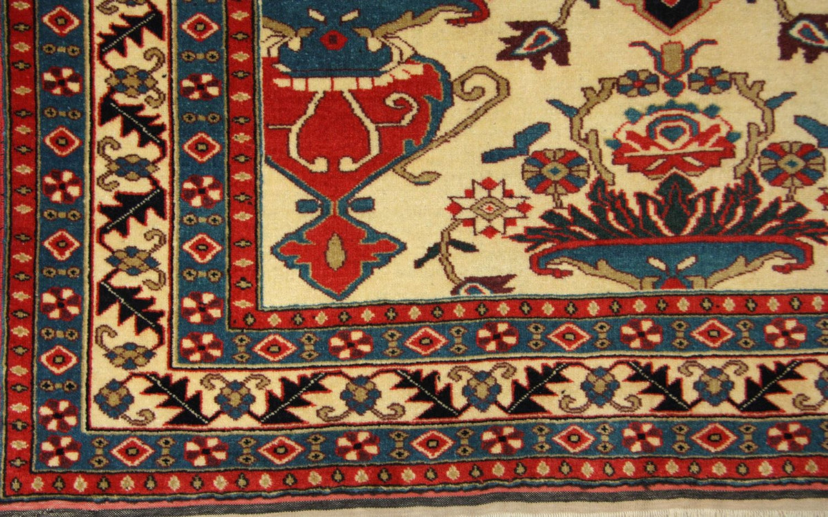 Afghansk matta - 135 x 114 cm - beige