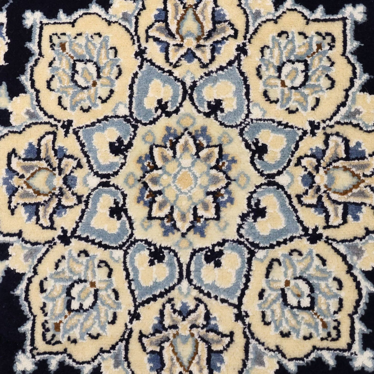 Persisk matta - Nain - Royal - Kungliga - 136 x 89 cm - mörkblå