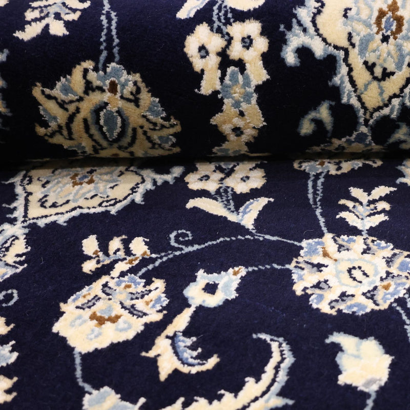 Persisk matta - Nain - Royal - Kungliga - 136 x 89 cm - mörkblå