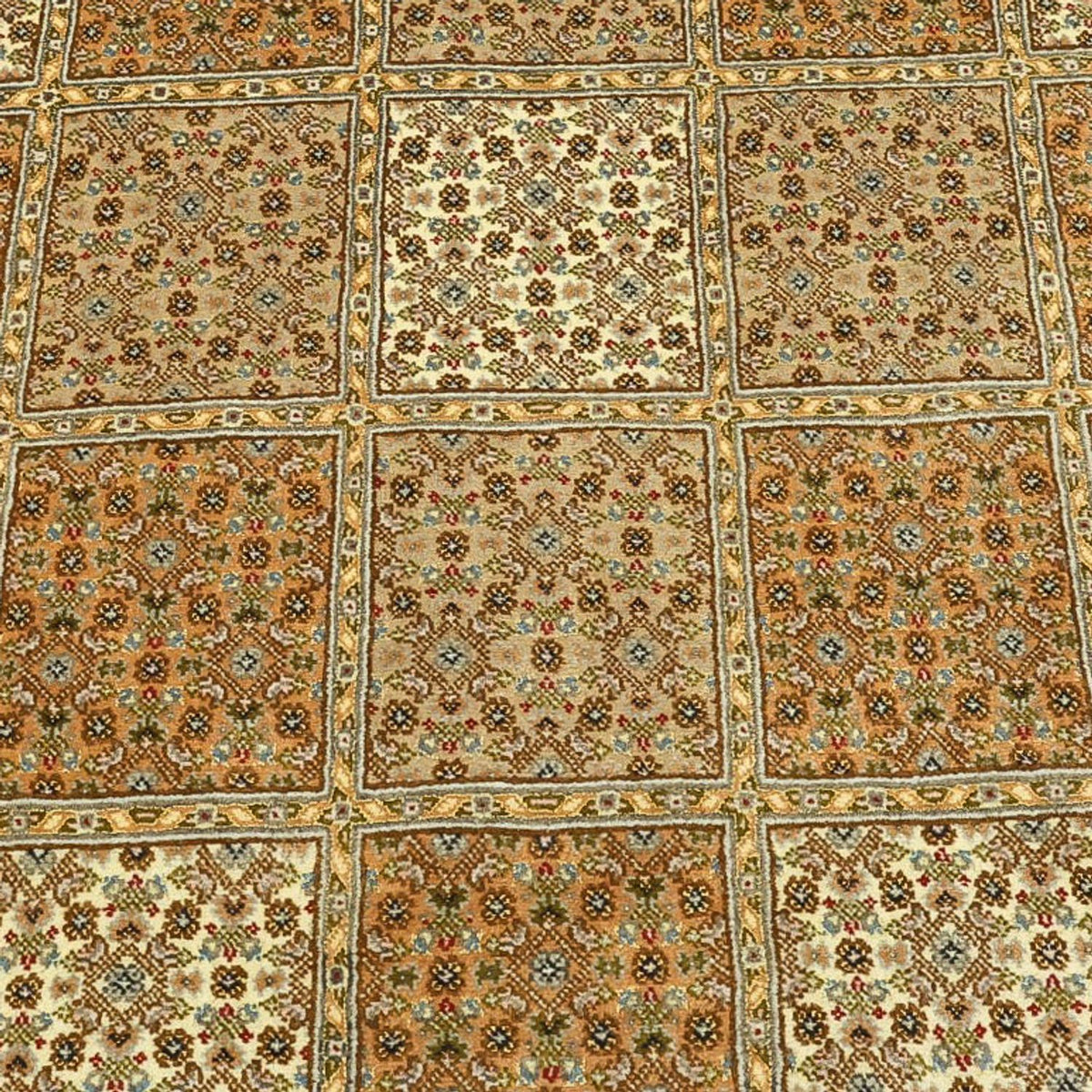Persisk matta - Tabriz - Royal - Kungliga - 207 x 151 cm - mörk beige