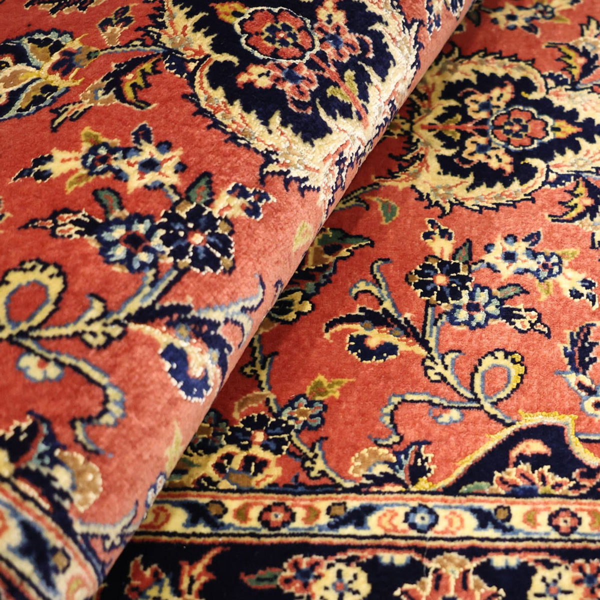 Persiska mattor - Keshan - Halsband i siden - 122 x 59 cm - röd