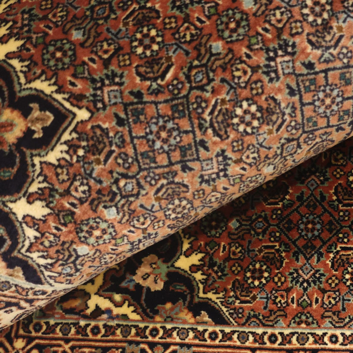 Persisk matta - Bijar - 133 x 73 cm - mörk beige