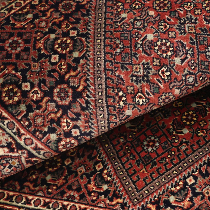 Persisk matta - Bijar - 136 x 70 cm - mörkröd