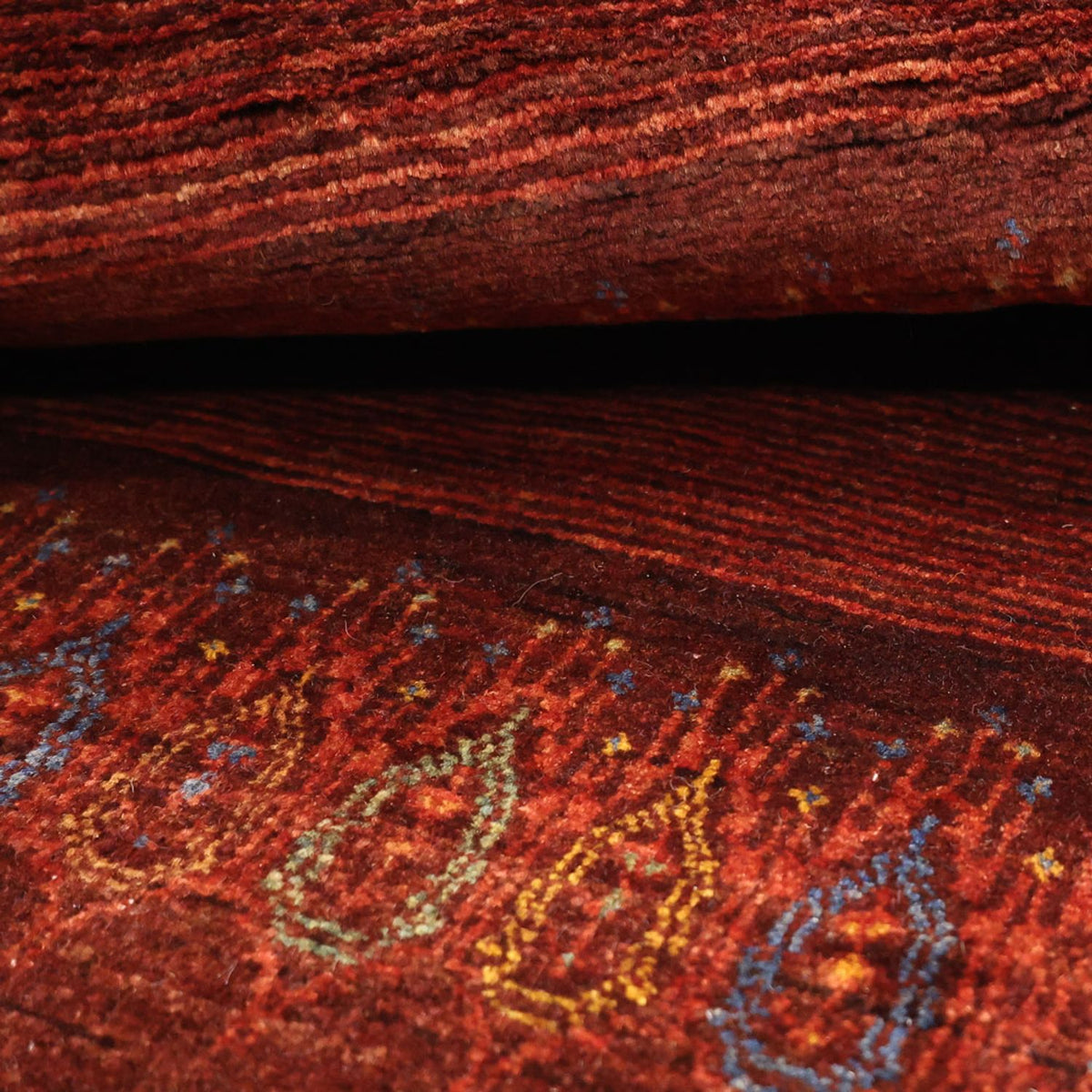 Gabbeh-matta - Kashkuli Persiska - 131 x 82 cm - mörkröd