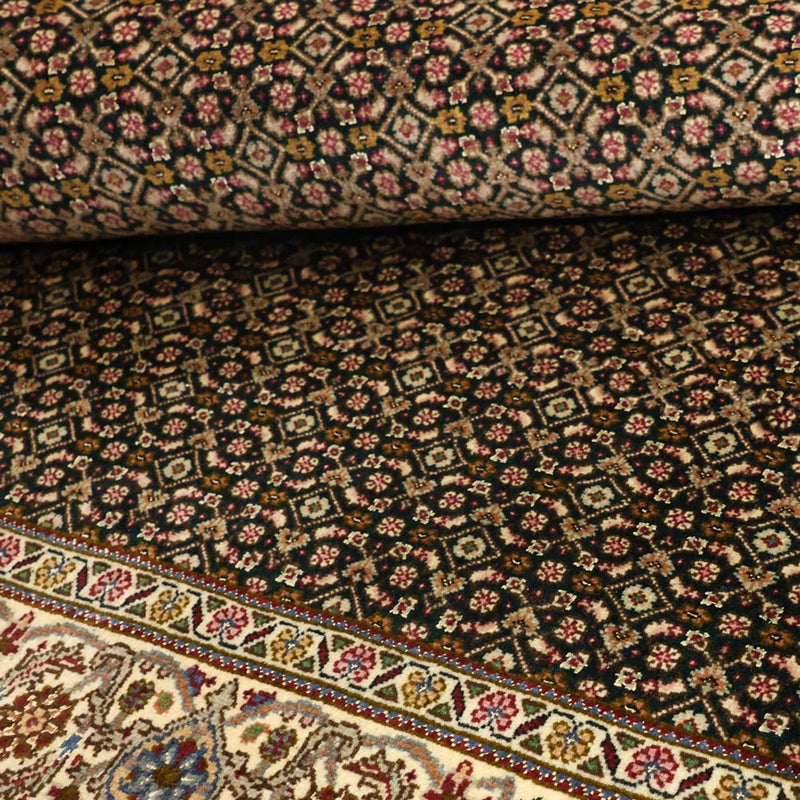 Persisk matta - Tabriz - Royal - 144 x 106 cm - olivgrön