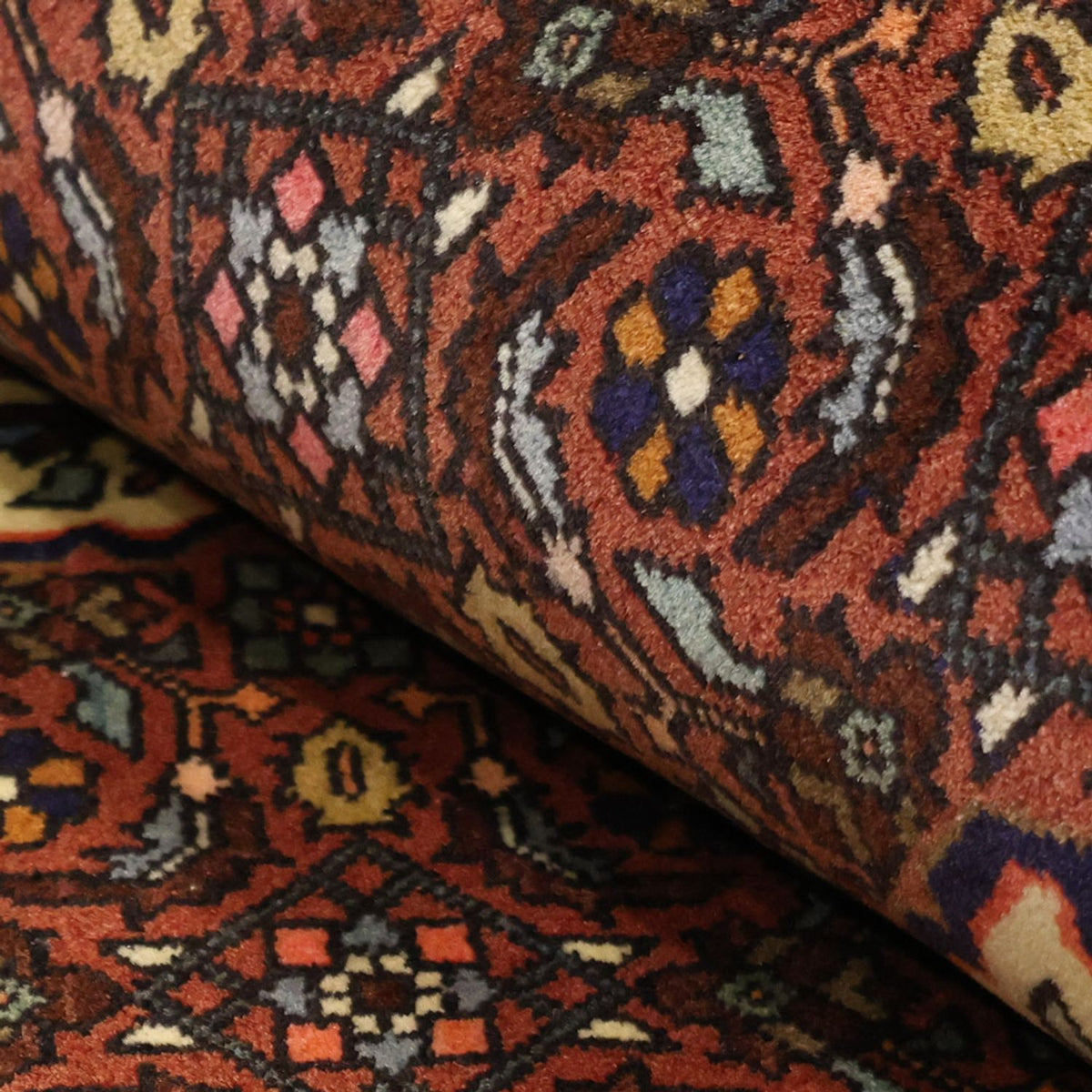 Persisk matta - Nomadic - 152 x 101 cm - mörkröd