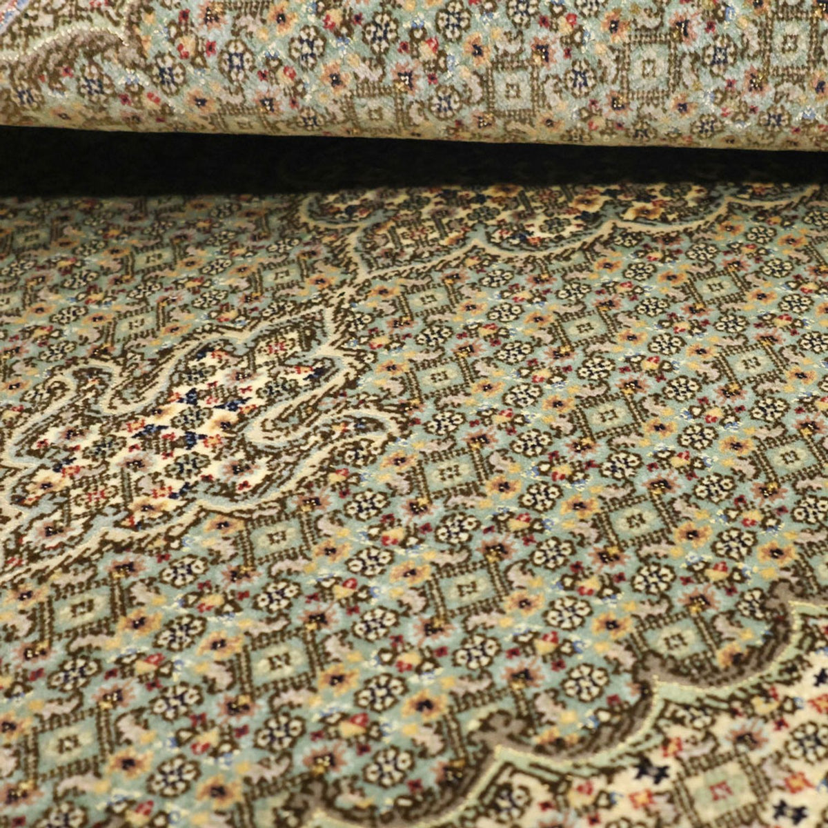 Persisk matta - Tabriz - Royal - 153 x 101 cm - olivgrön