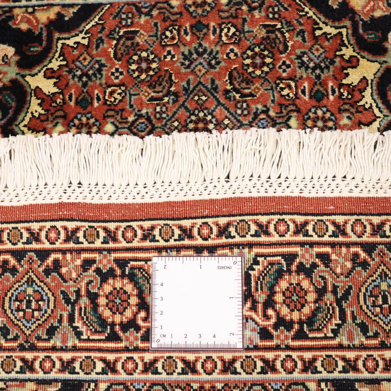 Persisk matta - Bijar - 131 x 72 cm - mörkröd