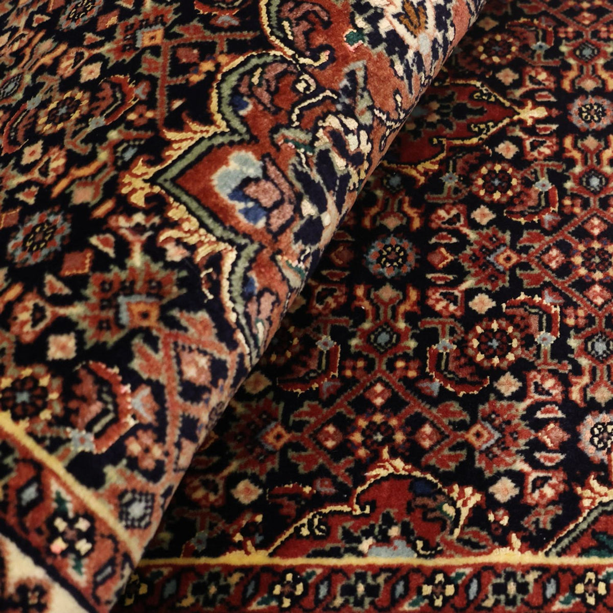 Persisk matta - Bijar - 136 x 72 cm - mörk beige