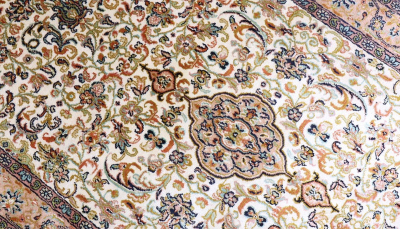 Sidenmatta - Kashmir Silk - 155 x 99 cm - beige