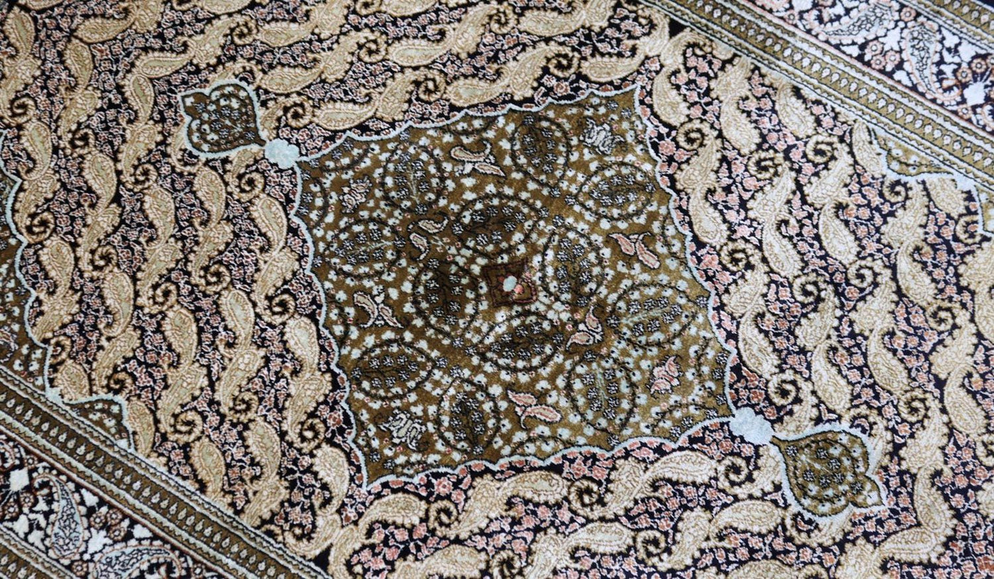 Qom silke Mattan 163x109cm - Persisk matta