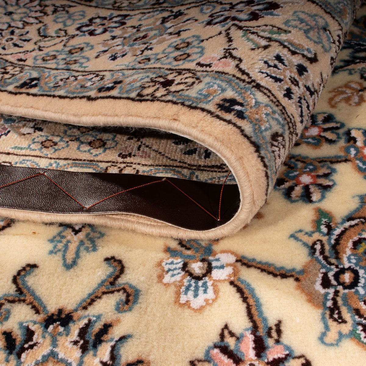 Persisk matta - Nain - Royal - 207 x 128 cm - beige