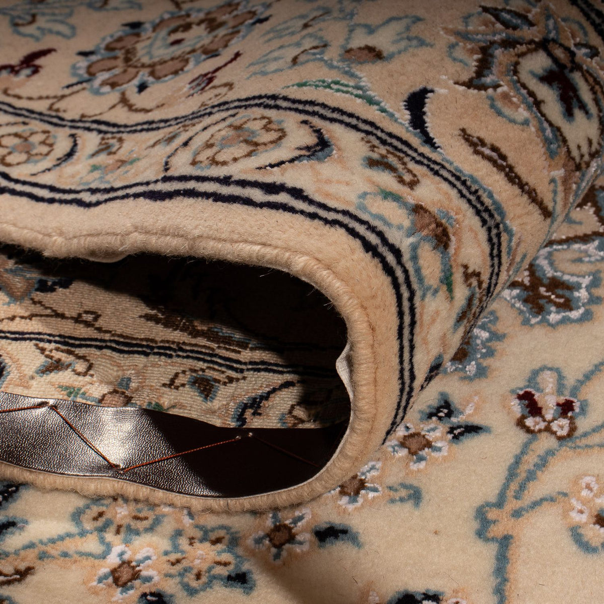 Persisk matta - Nain - Royal - 253 x 148 cm - beige