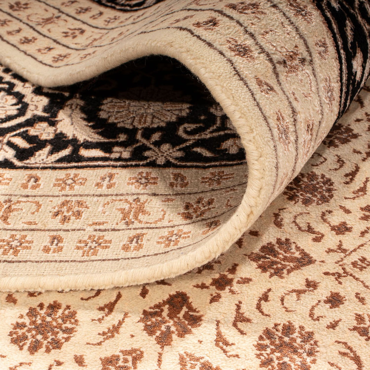 Persisk matta - Bijar - 334 x 260 cm - beige