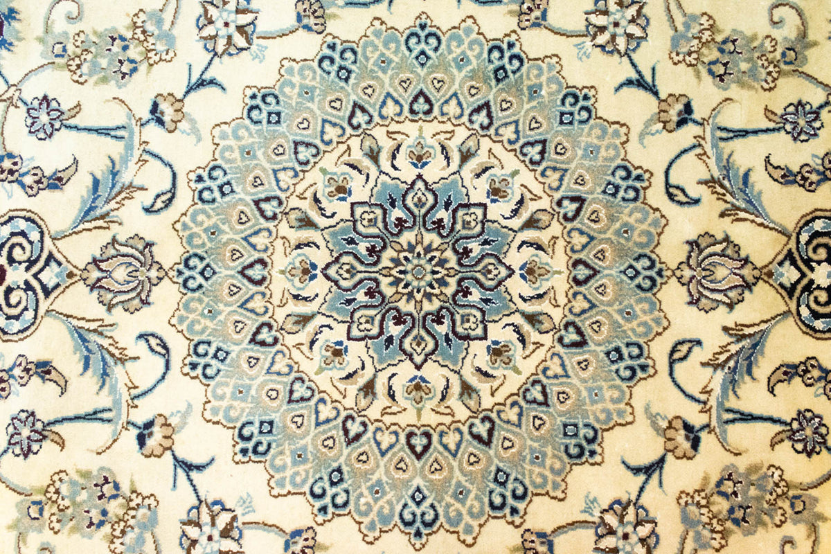 Persisk matta - Nain - 339 x 239 cm - naturvit