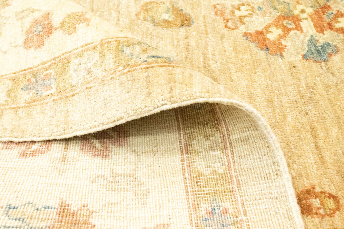 Ziegler Carpet - 299 x 246 cm - ljusbeige