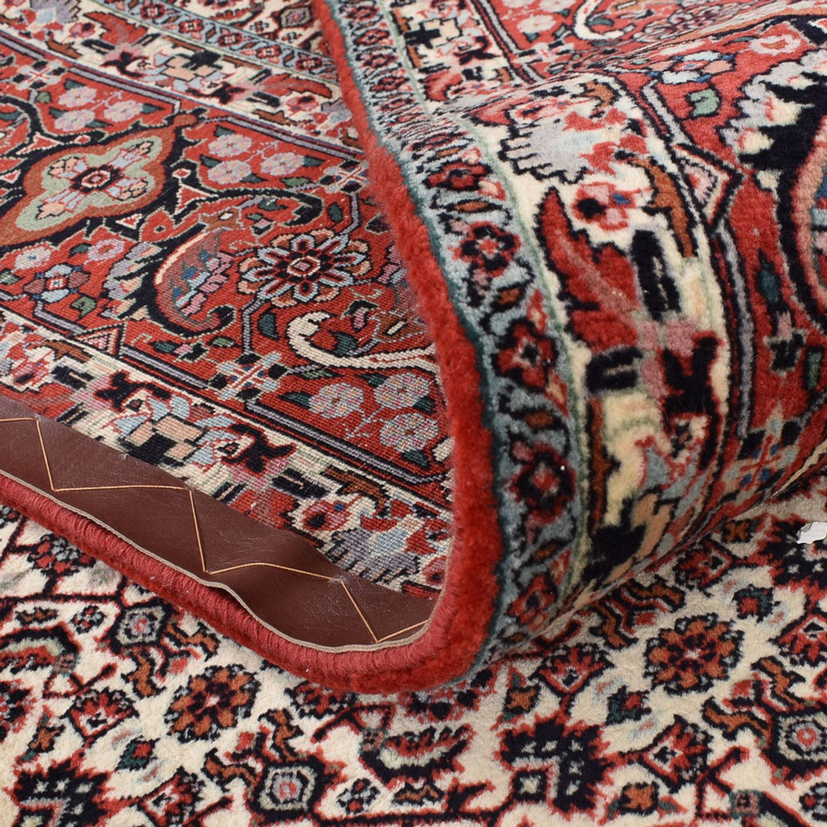 Persisk matta - Bijar kvadrat  - 306 x 304 cm - rost