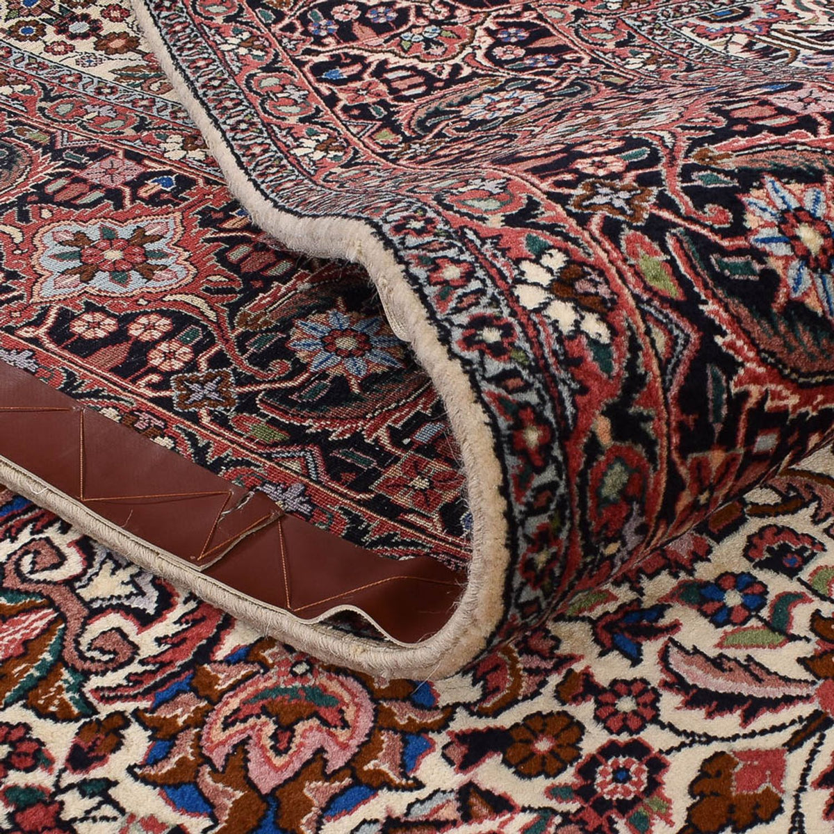 Persisk matta - Bijar - 351 x 251 cm - ljusröd