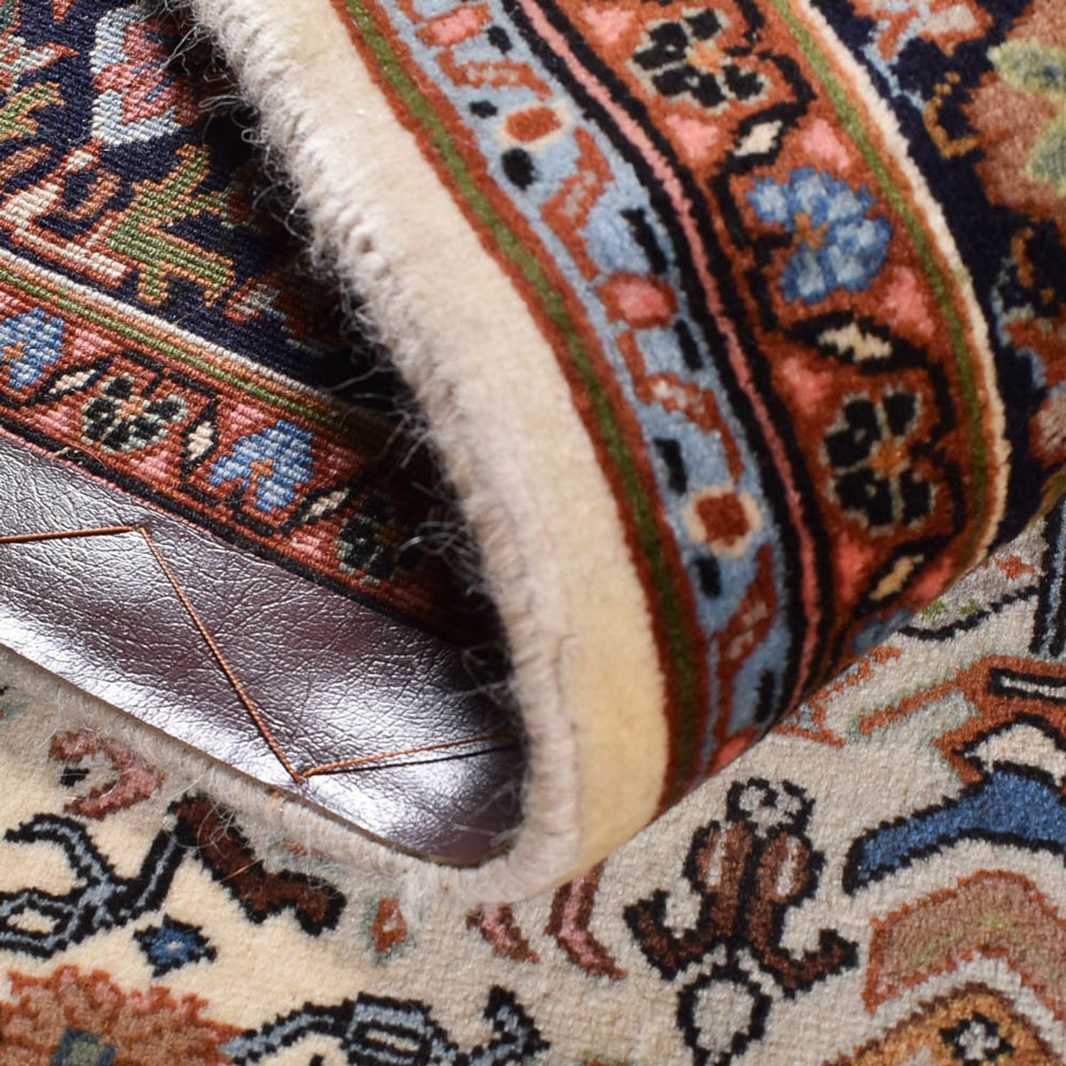 Persisk matta - Classic - 197 x 130 cm - ljusbeige