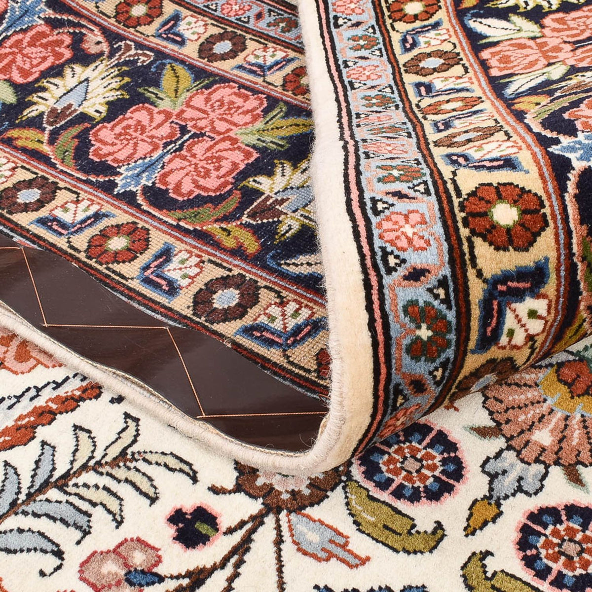 Persisk matta - Bijar - 233 x 178 cm - ljusbeige