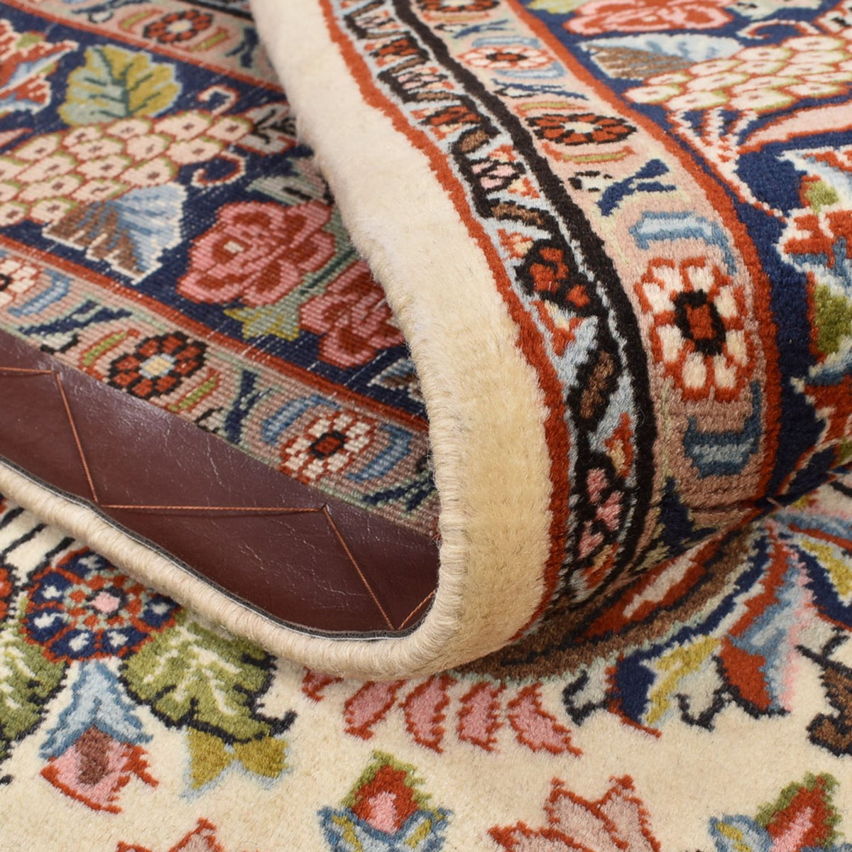 Persisk matta - Bijar - 204 x 138 cm - ljusbeige