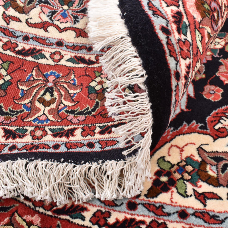 Persisk matta - Bijar runt  - 155 x 155 cm - mörkröd