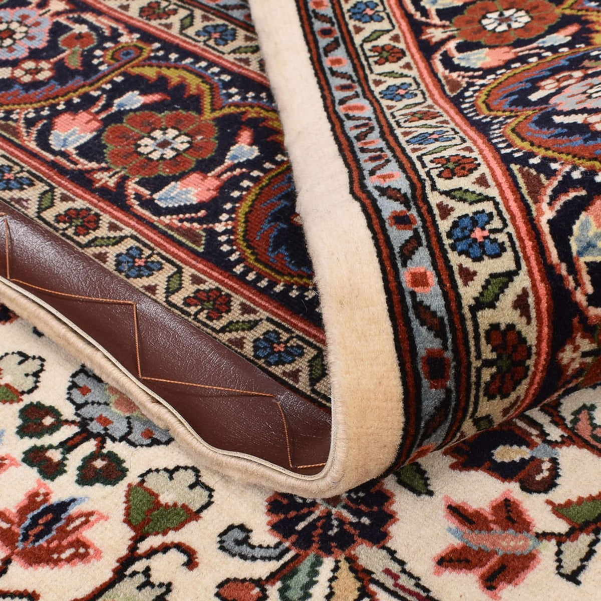 Persisk matta - Bijar - 214 x 140 cm - grädde