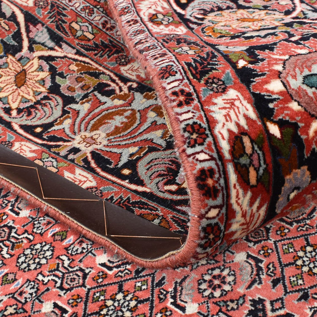 Persisk matta - Bijar - 250 x 200 cm - mörkröd