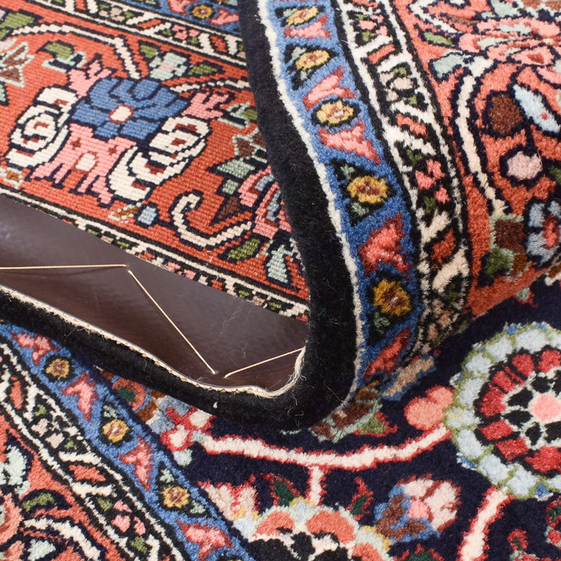 Persisk matta - Bijar - 143 x 125 cm - rost