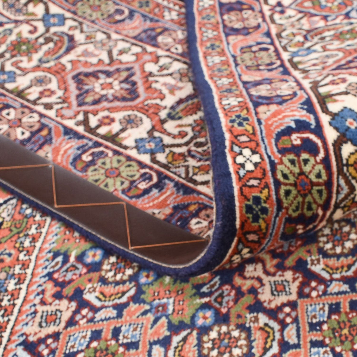 Persisk matta - Bijar - 238 x 173 cm - rost