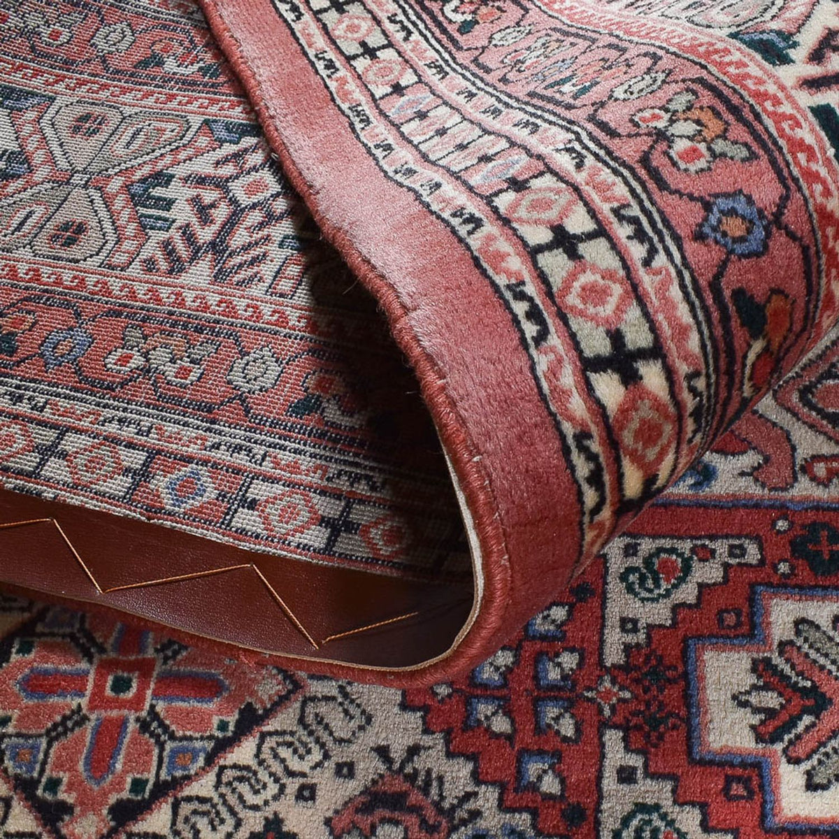 Persisk matta - Nomadic - 360 x 246 cm - rost