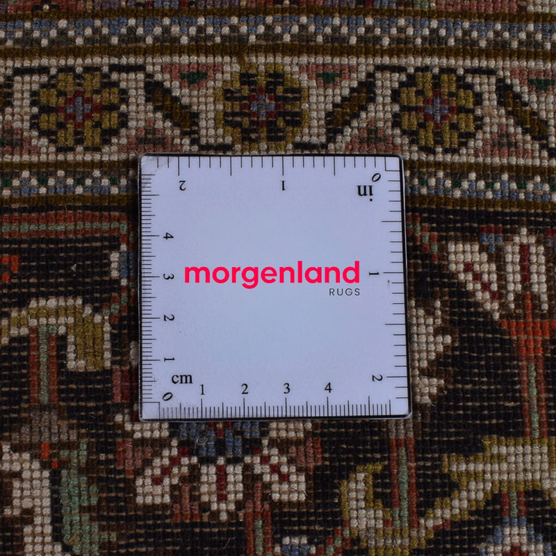 Persisk matta - Tabriz - Royal - 194 x 153 cm - röd