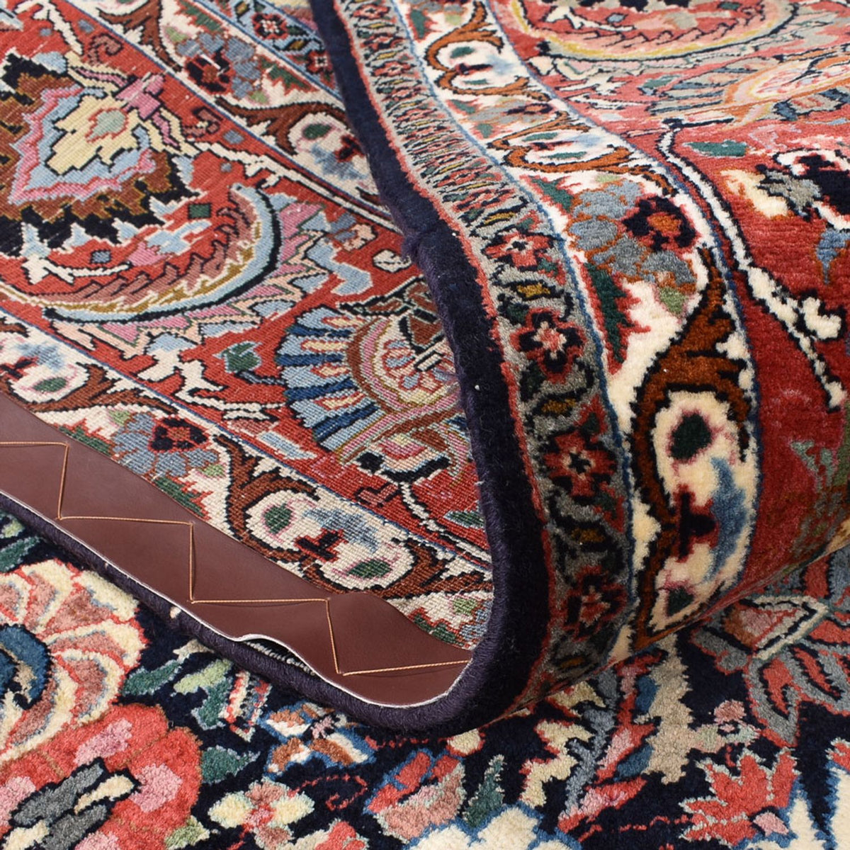 Persisk matta - Bijar - 248 x 211 cm - rost