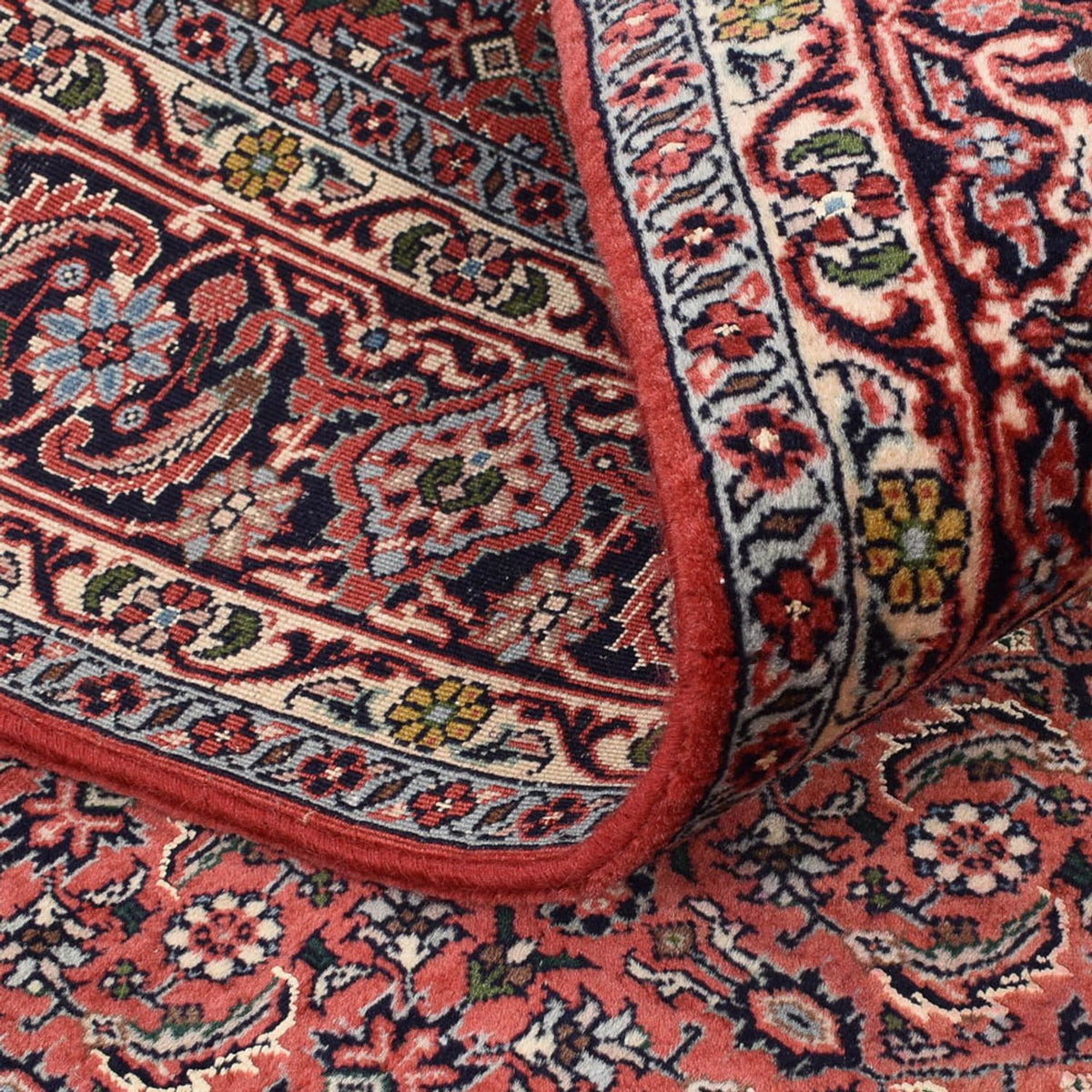 Persisk matta - Bijar - 195 x 132 cm - mörkröd