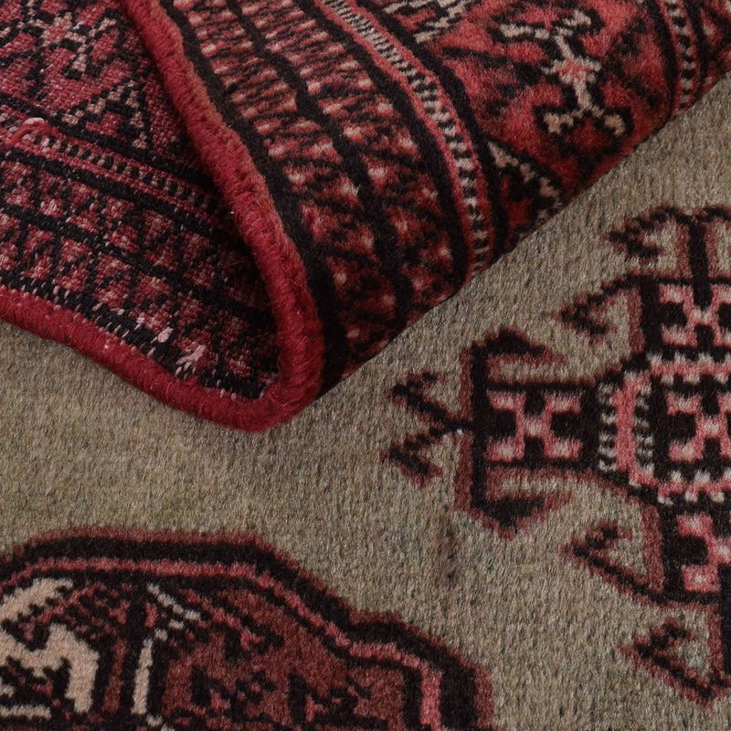 Turkaman-matta - 178 x 131 cm - flerfärgad