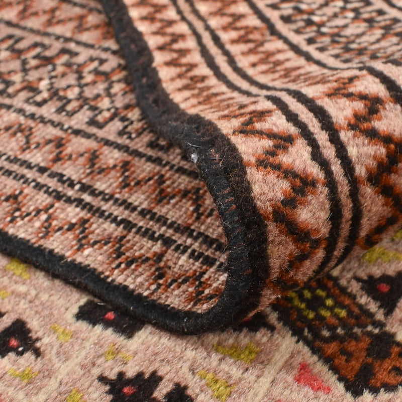 Turkaman-matta - 190 x 128 cm - ljusröd