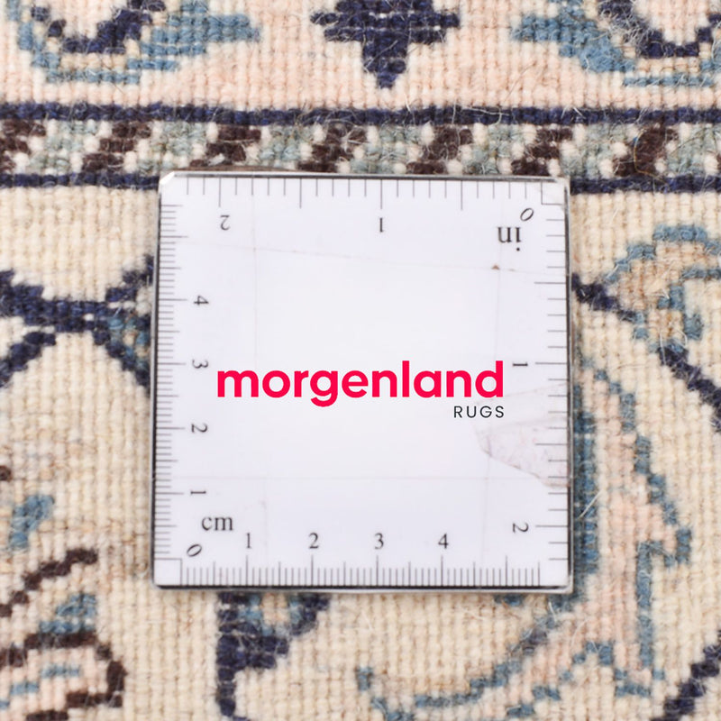 Persisk matta - Nain - 209 x 149 cm - ljusgrå