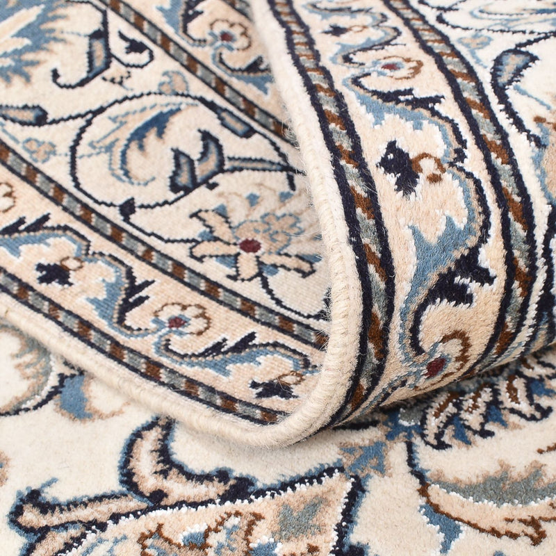 Persisk matta - Nain - 198 x 143 cm - ljusbeige