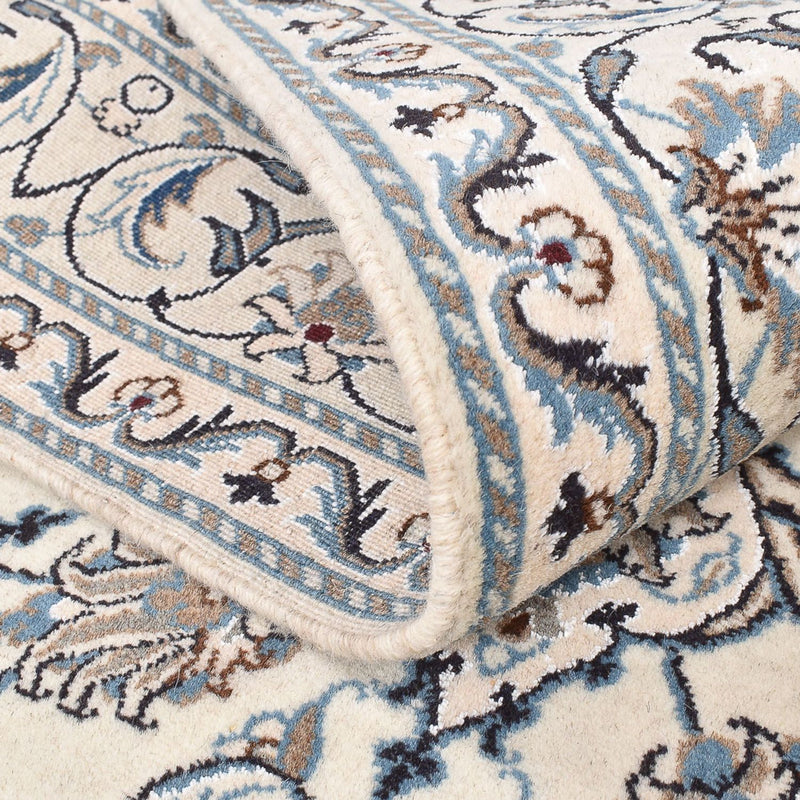 Persisk matta - Nain - 207 x 149 cm - ljusbeige