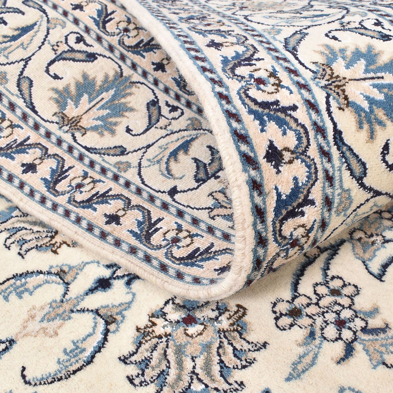 Persisk matta - Nain - 207 x 152 cm - ljusbeige