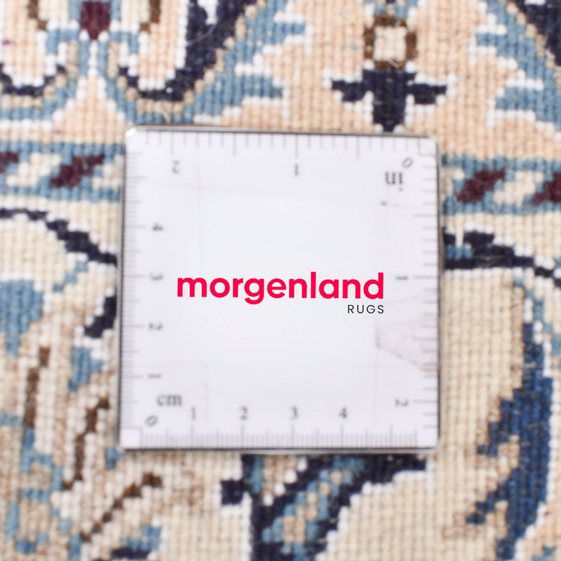 Persisk matta - Nain - 203 x 148 cm - ljusbeige