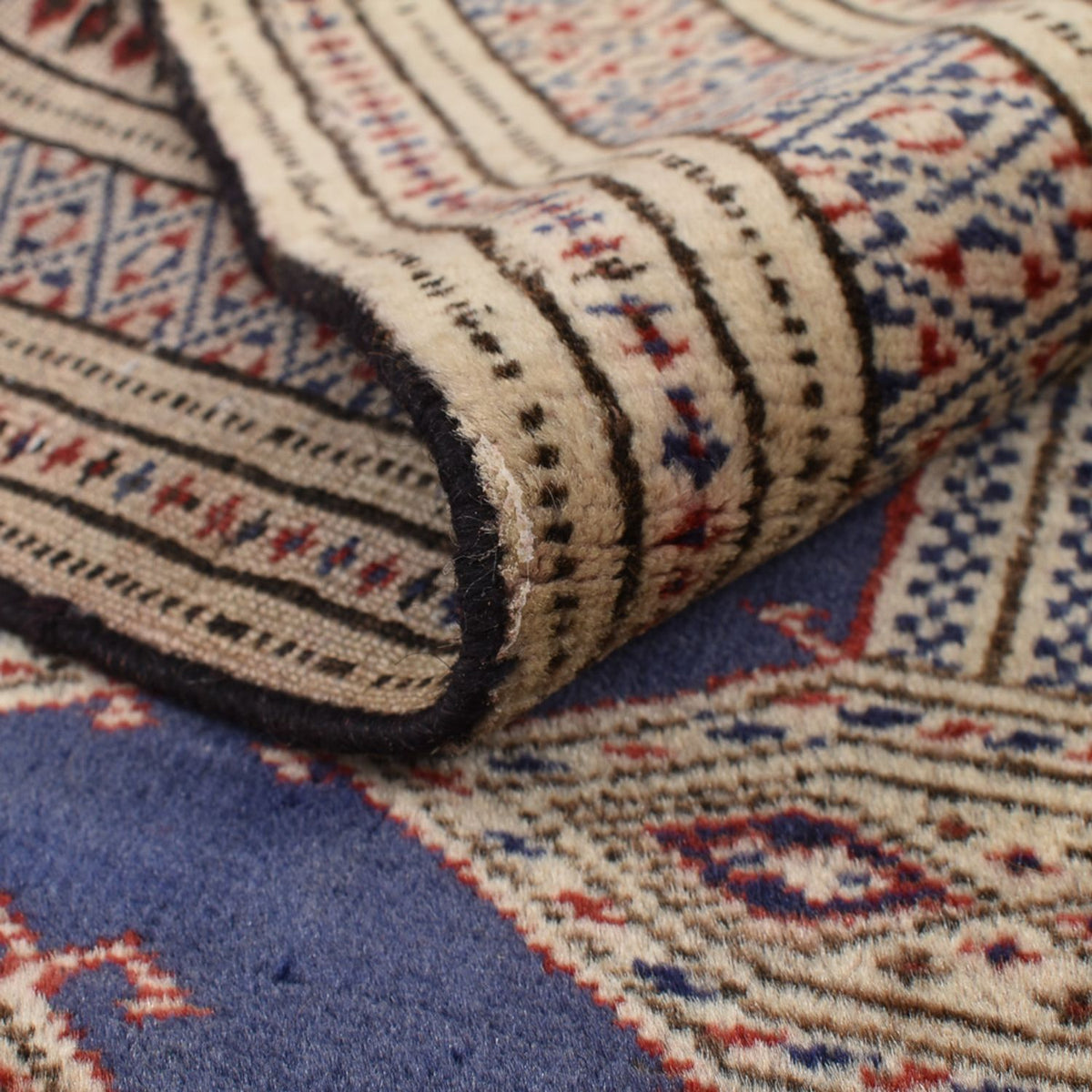 Turkaman-matta - 136 x 101 cm - mörkblå