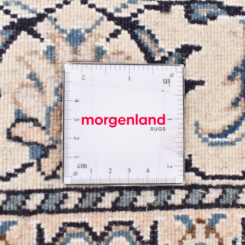 Persisk matta - Nain - 200 x 144 cm - ljusbeige