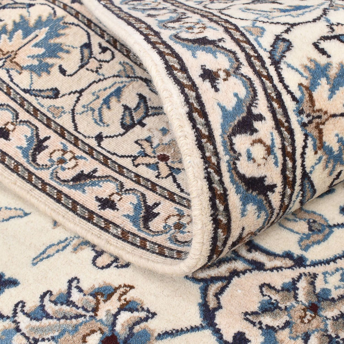 Persisk matta - Nain - 195 x 150 cm - ljusbeige